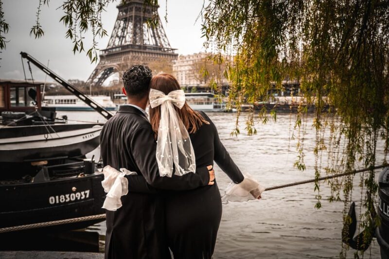 Paris: Private Photoshoot Near Any Chosen Landmark - Photo Session Details