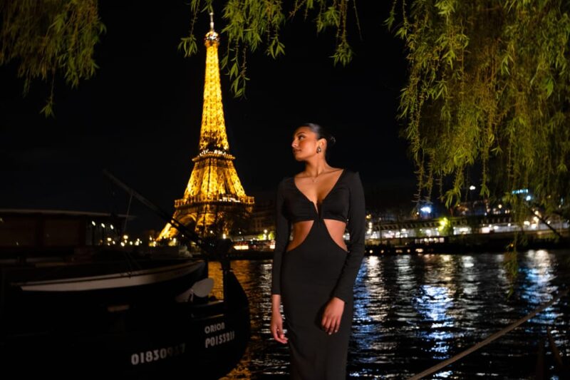 Paris: Private Photoshoot Near Any Chosen Landmark - Photographer Experience
