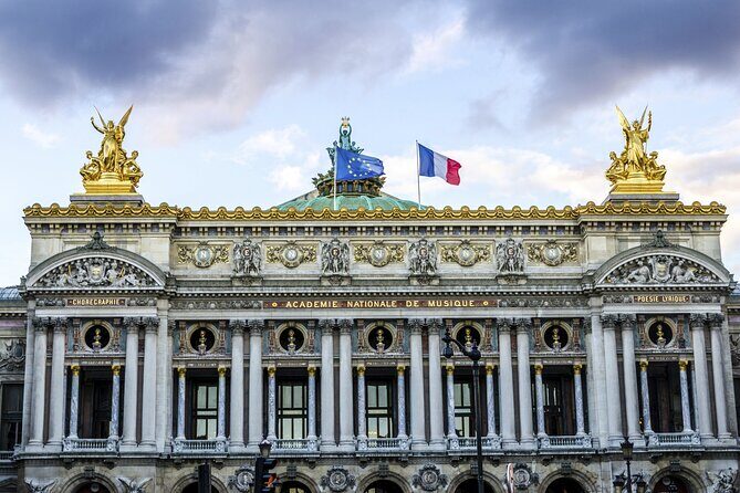 Paris Private Sightseeing Guided Tour by Electric Rickshaw - Practical Considerations