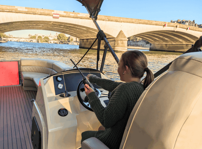 Paris: Private Sunset Sein Cruise With Aperitif and Pick-Up - Frequently Asked Questions