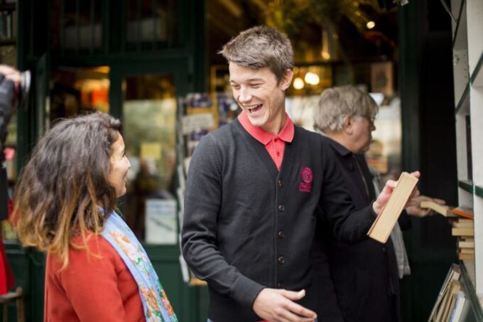 Paris: Private Tour With Locals – Highlights & Hidden Gems - Customer Reviews and Ratings