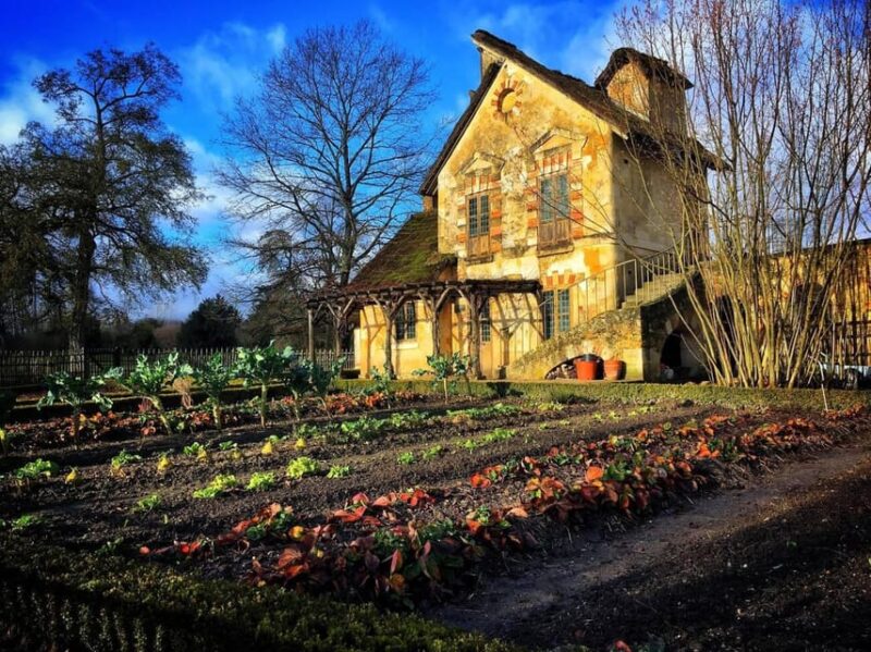 Paris: Private Versailles & Estate Marie Antoinette Day Trip - Key Points