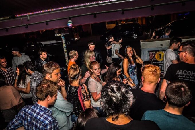 Paris: Pub Crawl With Shots and Nightclub Entry - What to Expect on the Tour