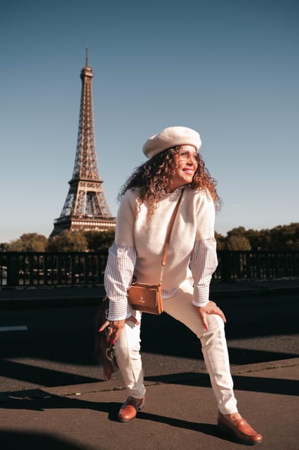 Paris: Quick Private Photography Session Near Eiffel Tower - Capturing Your Parisian Memories