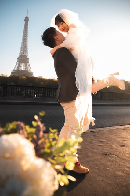 Paris: Quick Private Photography Session Near Eiffel Tower - Preparing for Your Photo Session