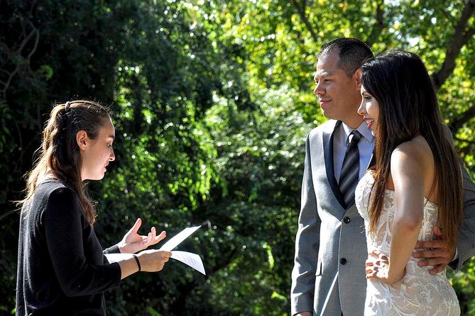 Paris Renew Your Wedding Vows Experience With Professional Photographer - Professional Photographer Services
