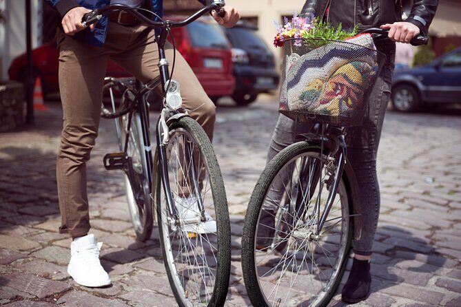 Paris Seine Bicycle Tour, Optional Louvre Entry Tickets - FAQ