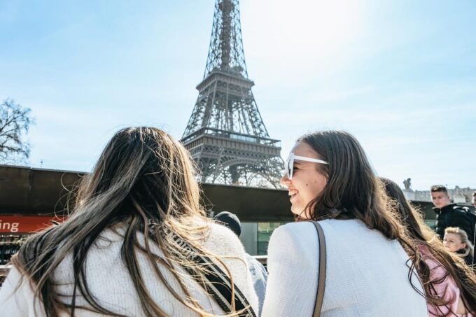 Paris: Seine Cruise and Macaron Tasting by the Eiffel Tower - Cruise and Macaron Shop Locations