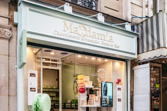 Paris: Seine Cruise and Macaron Tasting by the Eiffel Tower - Customer Reviews and Feedback