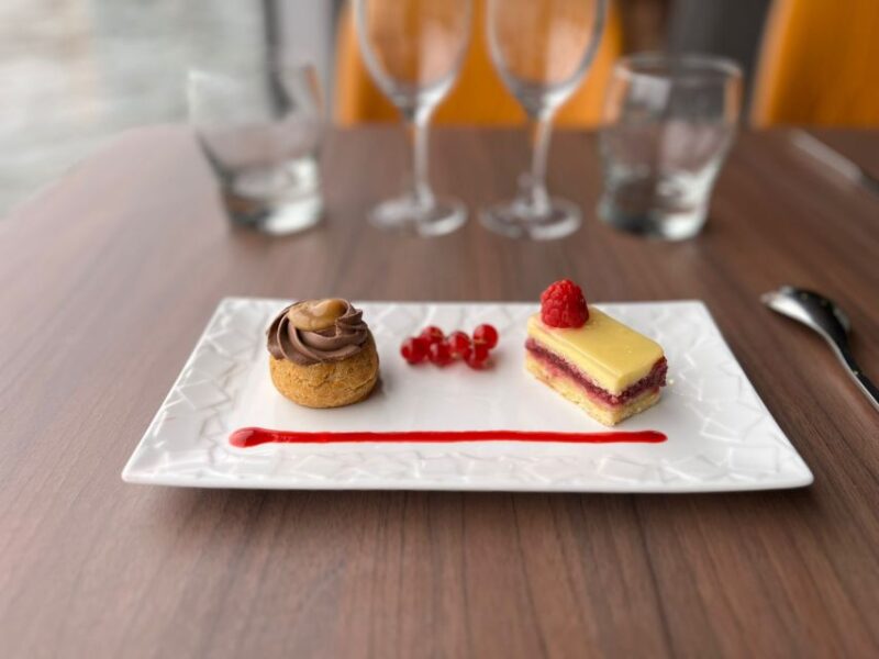 Paris : Seine River Bistronomic Dinner Cruise - Key Points