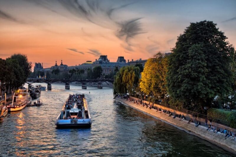 Paris: Seine River Cruise With Hot Chocolate - Pricing and Reservations