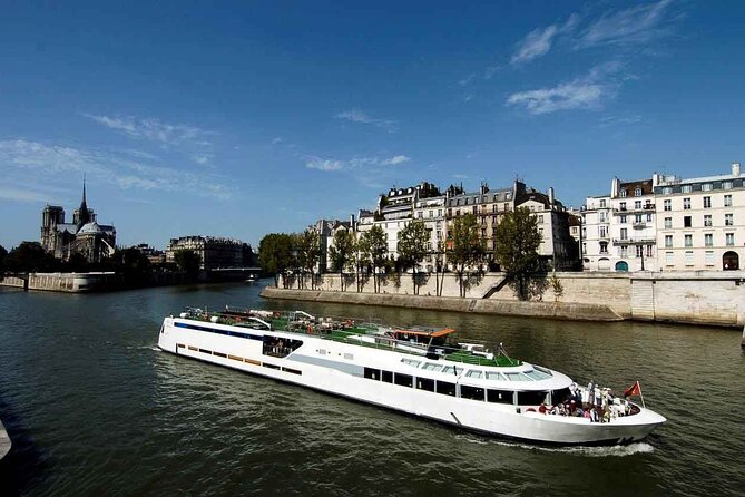 Paris Seine River Dinner Cruise With Overnight Stay Onboard - Guest Reviews and Feedback