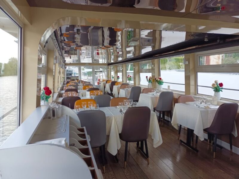 Paris : Seine River Lunch Cruise From Eiffel Tower - Experience and Itinerary