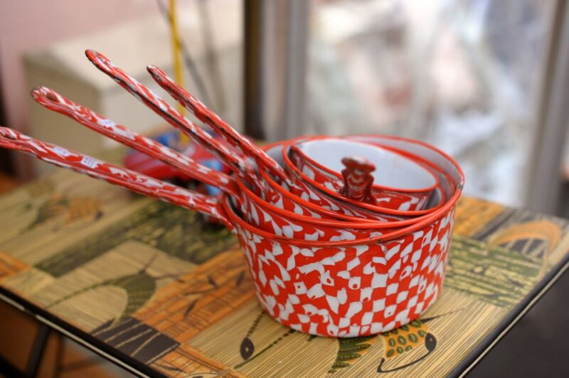 Paris: Small Group Flea Market Insiders Tour - Tour Itinerary