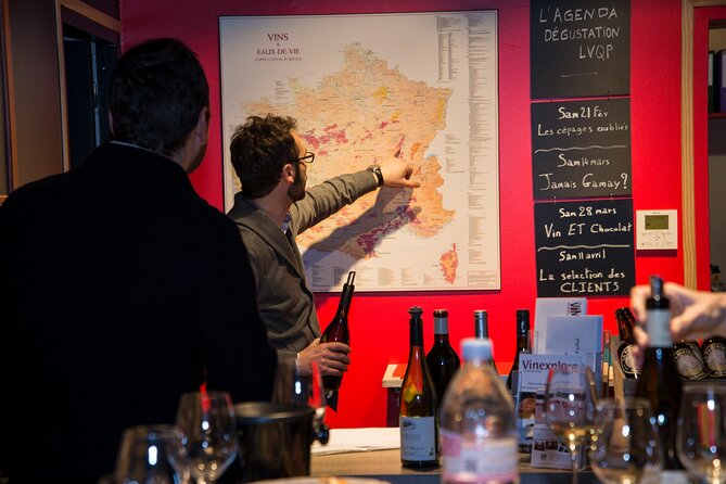 Paris St Germain Wine Tasting - Intimate Wine Tasting Environment