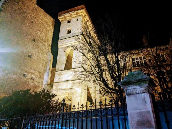 Paris: Tales of the French Monarchy Guided Walking Tour - Exploring the Lives of Forgotten Leaders