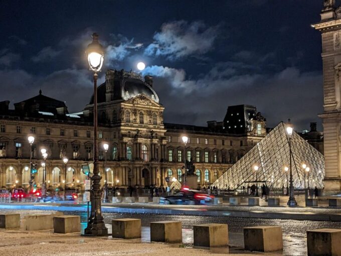 Paris: Tales of the French Monarchy Guided Walking Tour - Uncovering Political Plots and Conspiracies