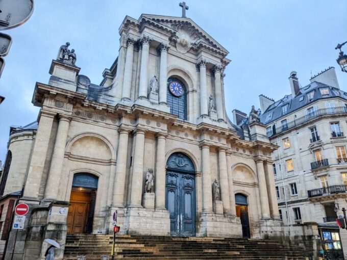 Paris: Tales of the French Monarchy Guided Walking Tour - Ask Away