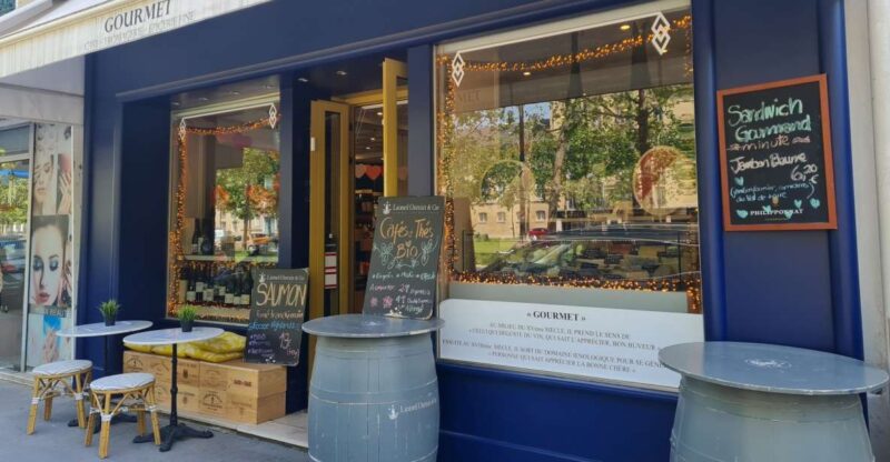 Paris: Tasting of 3 Wine and 3 Cheese - Gourmet Experience