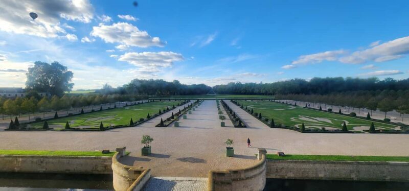 Paris to Loire Valley Castles Chambord & Chenonceau -DayTrip - FAQ