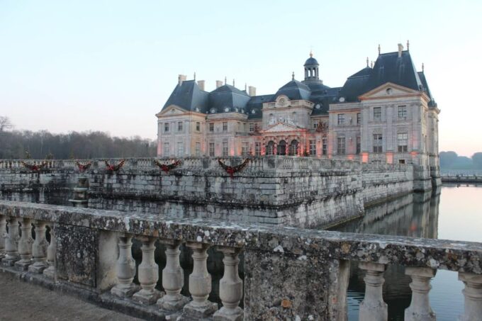 Paris: Vaux-le-Vicomte Private Guided Tour - Getting to Vaux-Le-Vicomte From Paris