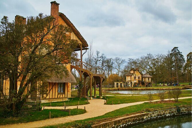 Paris: Versailles Palace with Gardens and Estate Entrance Ticket - FAQ