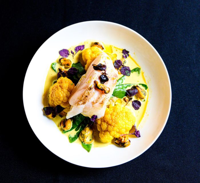 Paris: VIP Dinner and Cabaret Show at Paradis Latin - Customer Ratings