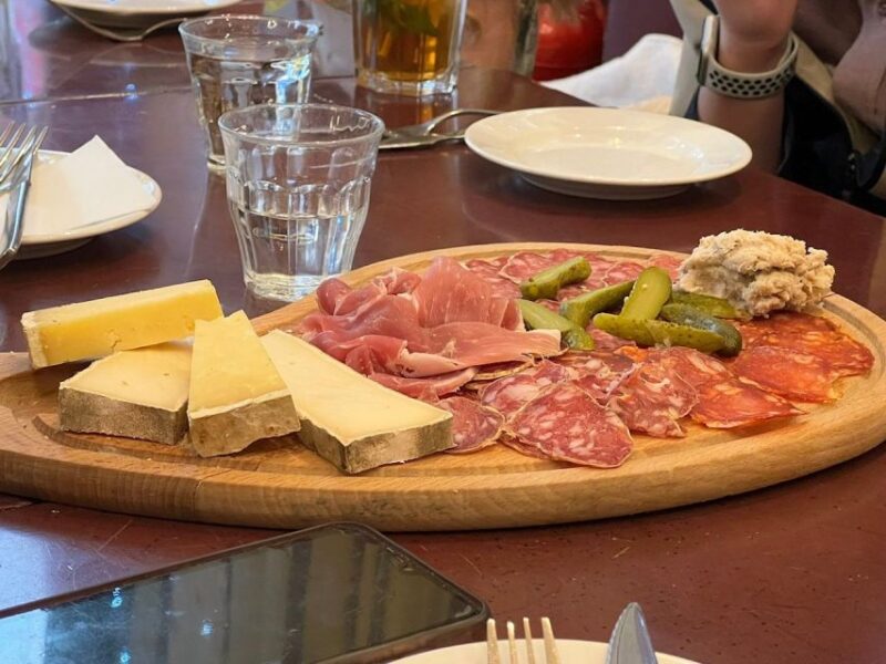 Paris: Walking Food Tour With Cheese, Wine and Delicacies - Participant Information and Guidelines
