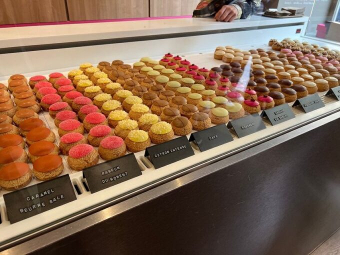 Paris: Walking Food Tour With Cheese, Wine and Delicacies - Exploring the Marais Neighborhood