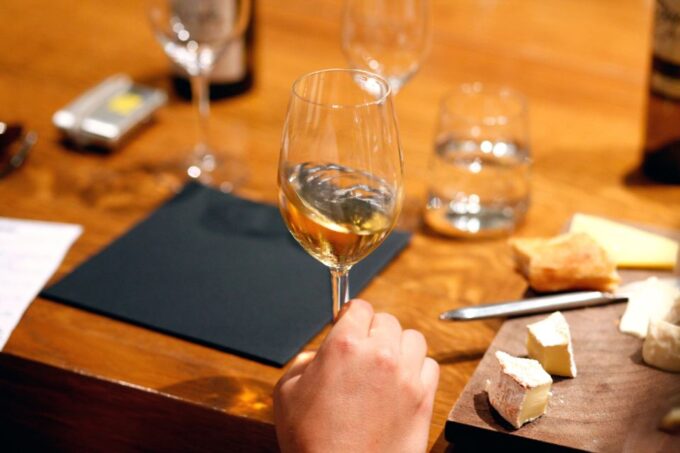 Paris: Wine and Cheese Lunch - Pairing the Cheeses