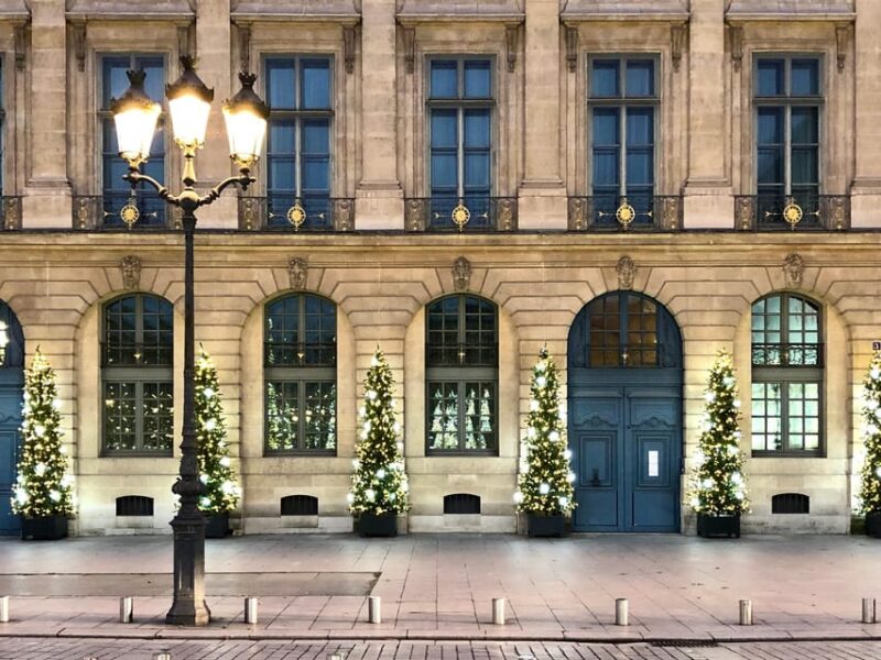 Parisian Christmas Magic: From Notre-Dame to Vendôme - Exploring the Enchanting Hôtel De Ville