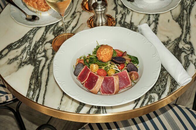 Parisian Dinner Steps from Central Park and Times Square - The Dining Experience: Balancing Quality and Convenience