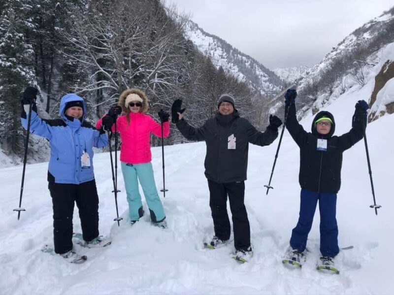 Park City: Private Group Snowshoeing Tour on Public Trails - Why Choose a Snowshoeing Tour in Park City?