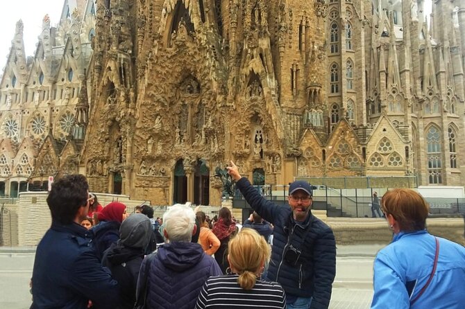 Park Guell & Sagrada Familia Private Tour With Hotel Pick-Up - Infant Seat Availability
