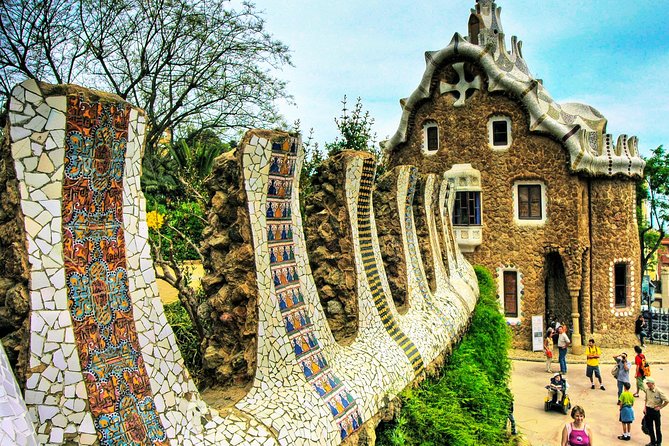 Park Guell & Sagrada Familia Private Tour With Hotel Pick-Up - Stroller Accessibility