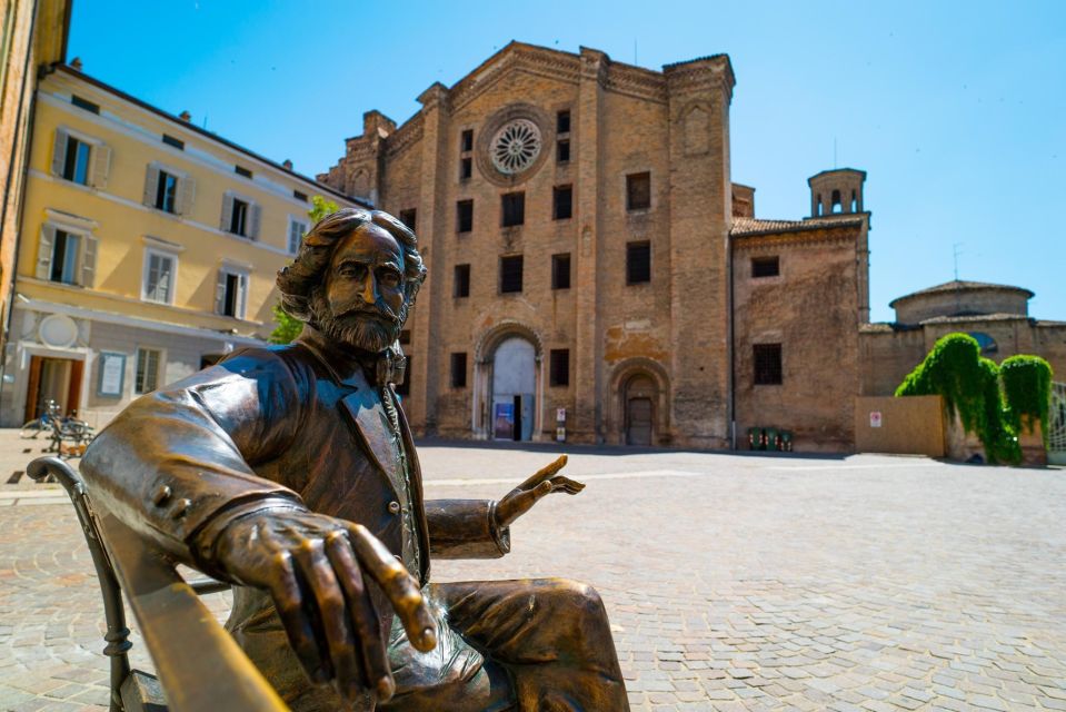 Parma Classic Walking Tour - Piazza Duomo and Cathedral