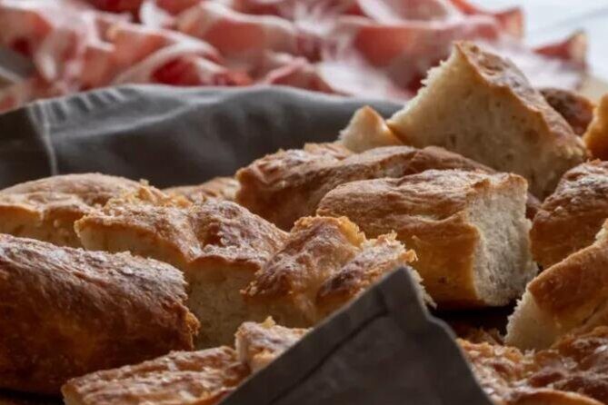 Parma Hills and Wine Tasting with Food Platter - FAQs