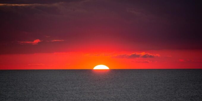 Paros: Sunset Boat Tour to Antiparos With Wine - What to Expect