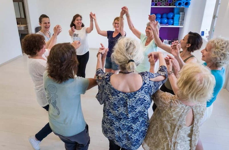 Paros:Let's Dance Greek with Joy and Fun!!! - Who Should Consider This Experience?