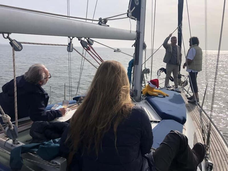 Parque das Nações: Yoga and meditation at sunrise aboard a sailboat! - Setting the Scene: The Meeting Point and Start