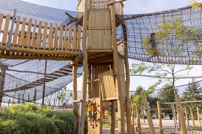 Parrot World Immersive Wildlife Park Entry Ticket Next to Paris - Family-Friendly Activities