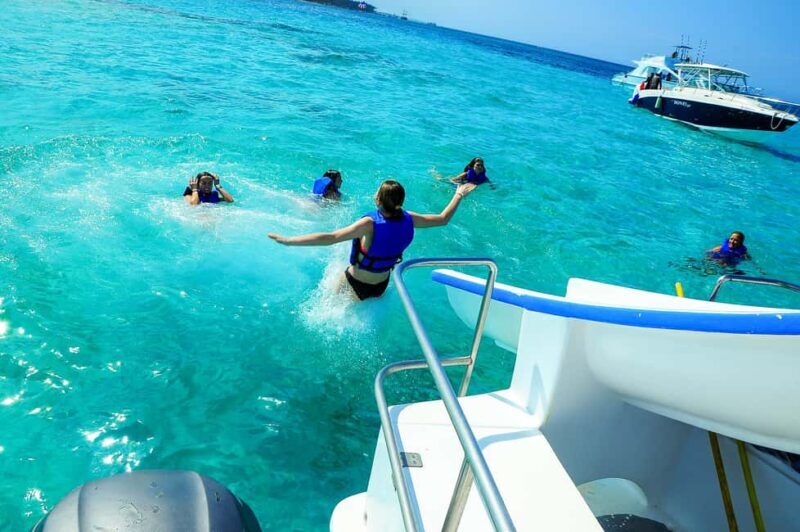 Party Boat and Snorkelling in Punta Cana - FAQ