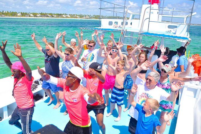 Party boat in Catamaran with Open Bar adults only - Introduction