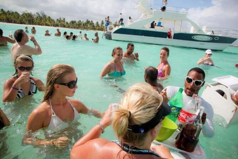 Party Boat in Punta Cana: Music, Drinks, and Fun - What the Reviews Say