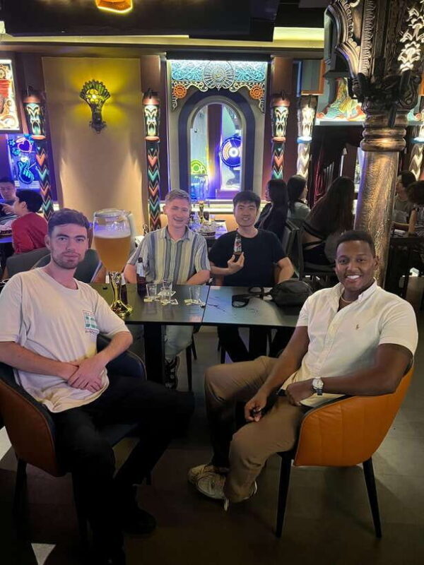 Party Singapore Bespoke Pub Crawl - Who Should Consider This Tour?