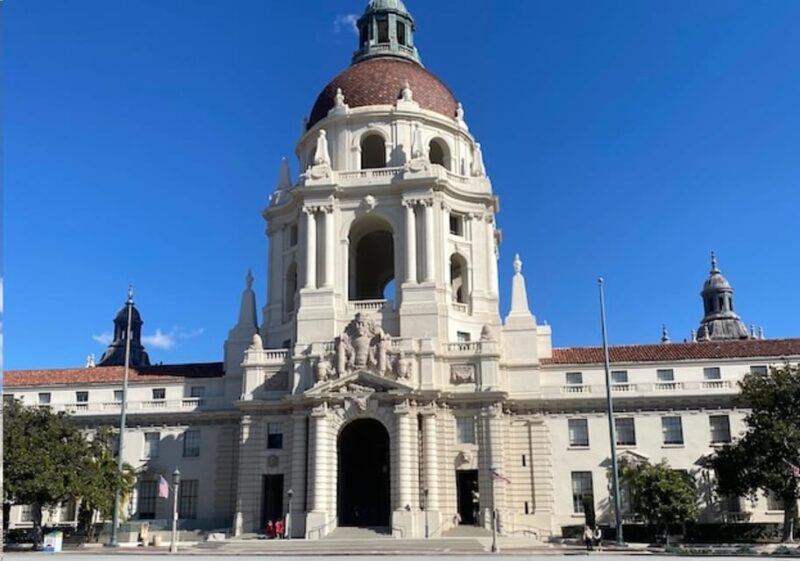 Pasadena: Sights & Highlights Walking Tour - Activities Included