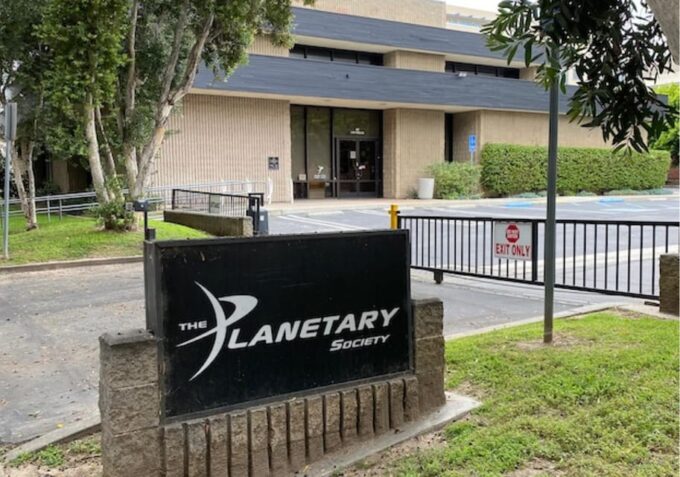 Pasadena: Sights & Highlights Walking Tour - Interactive Exploration