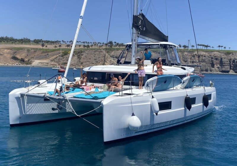 Pasito Blanco: Private Catamaran Excursion With Food & Drink - Key Points