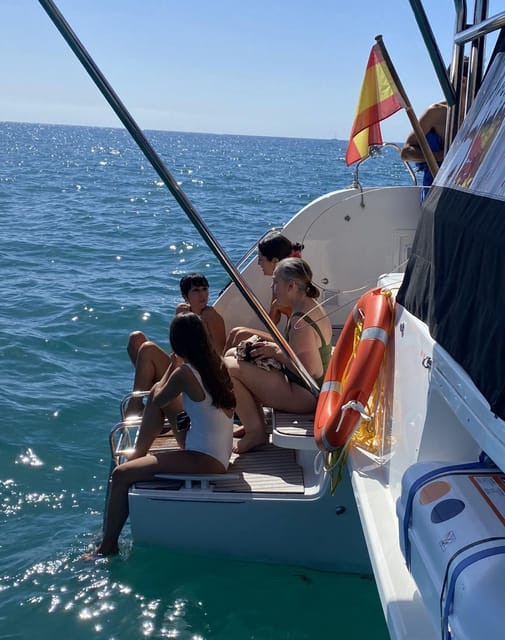 Pasito Blanco: Private Catamaran Excursion With Food & Drink - Cancellation Policy