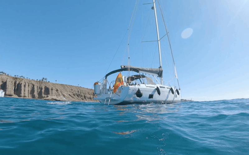 Pasito Blanco : Private Sailing Tour With Food & Drinks - Participant Guidelines